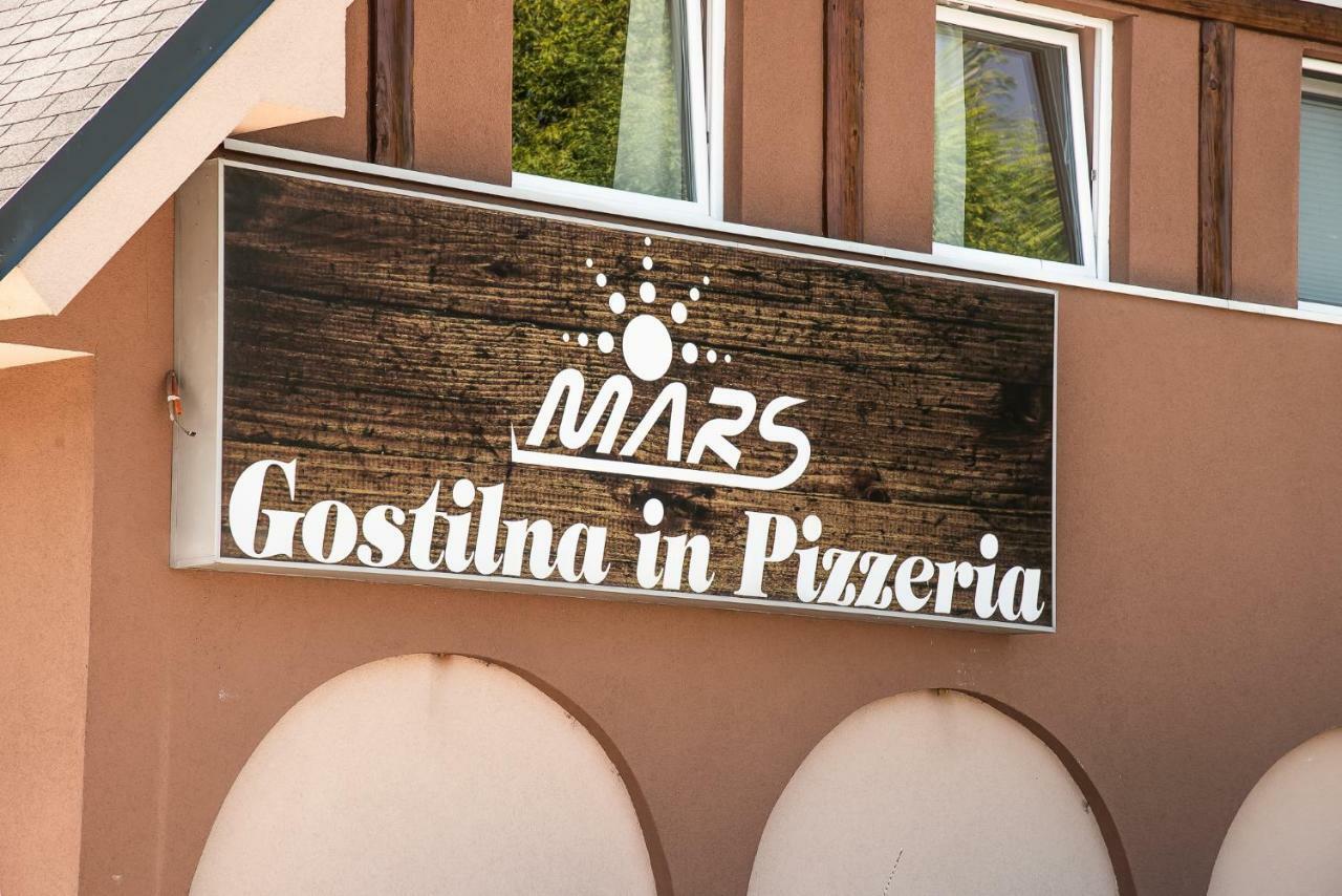 Guesthouse Mars Ig Exterior foto